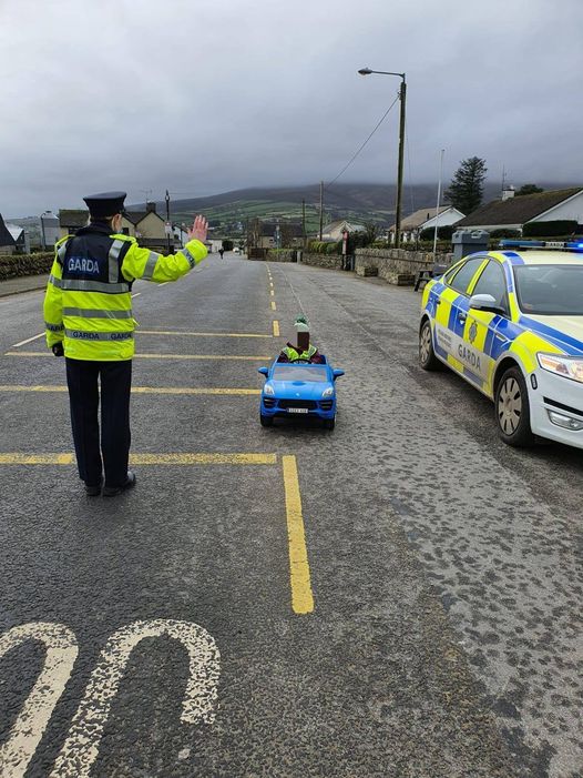 Covid-19: Funny moment at Garda’s checkpoint in Wexford